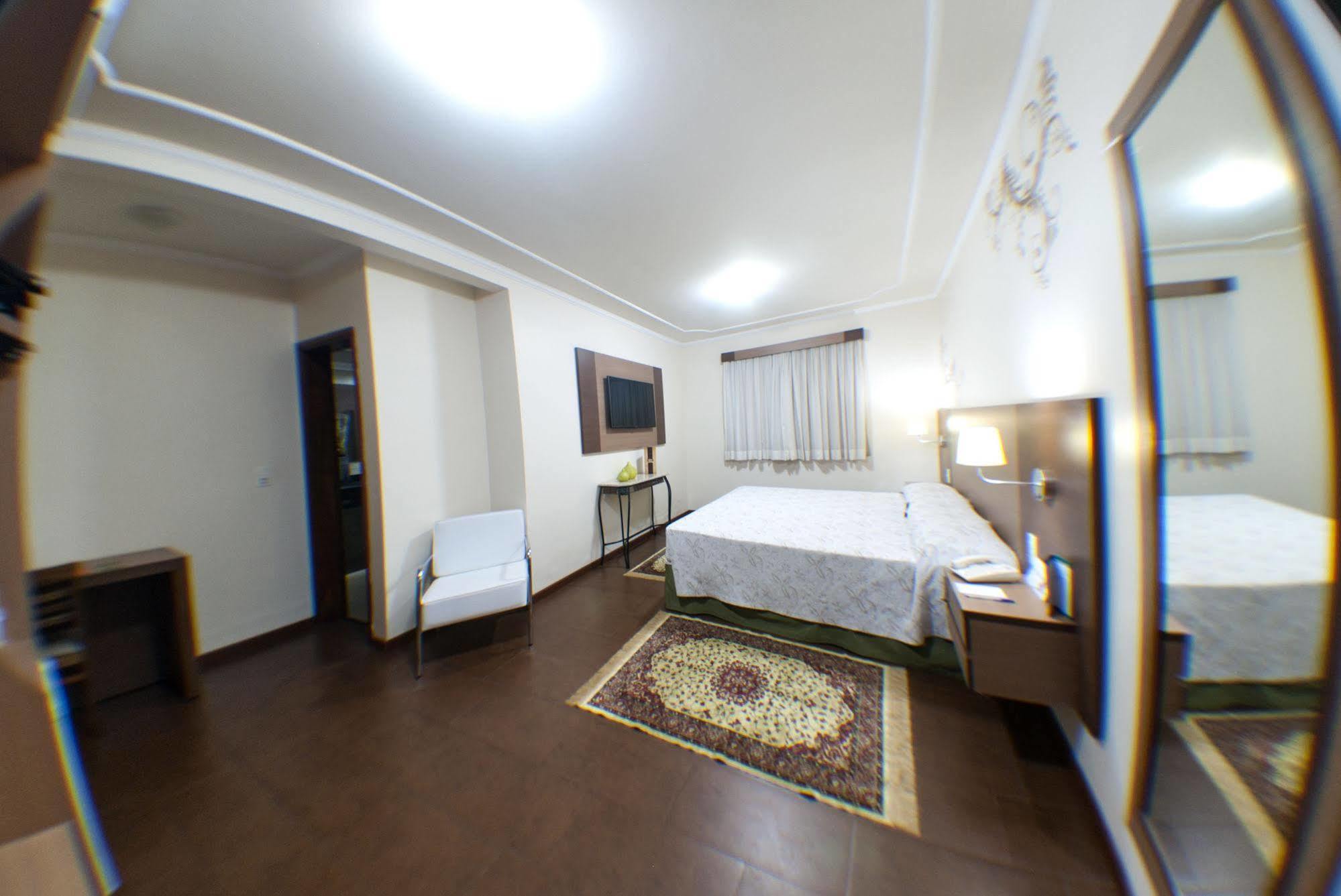 Hotel Premium ปิราสซูนุงกา ภายนอก รูปภาพ